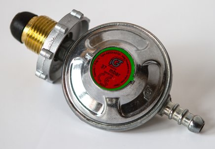 photo of lpg gas regulator with handwheel