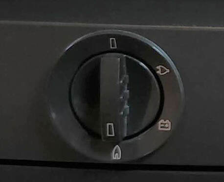 picture of Dometic fridge energy selector switch